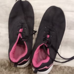 Running shoes